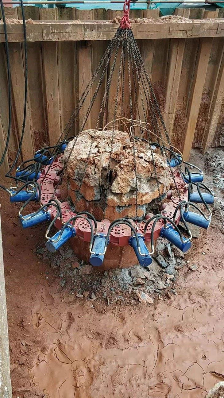 8 Module Round Pile Breaker